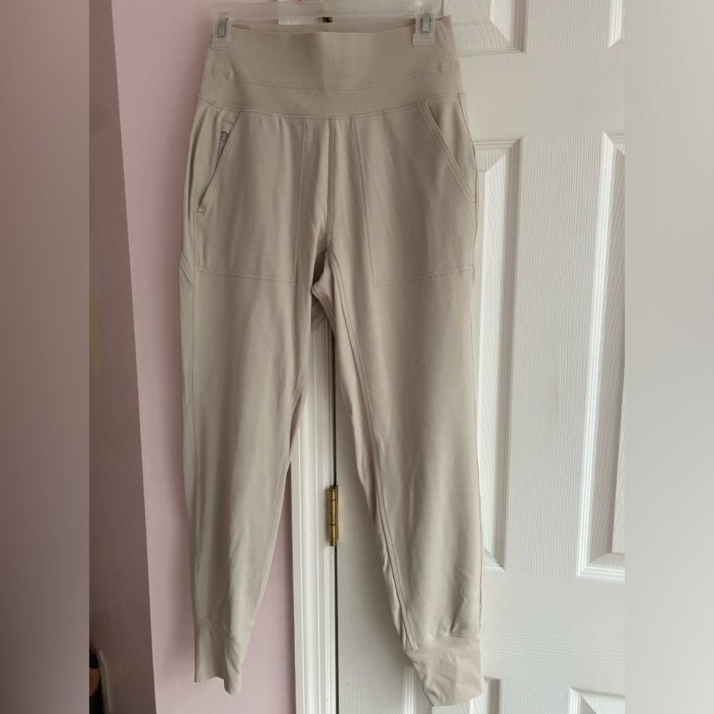 Athleta Women's Cream Joggers